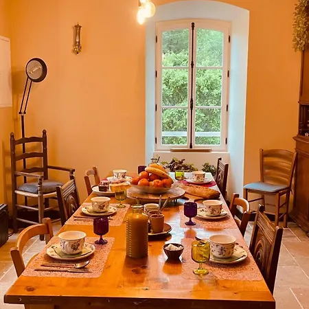 Alojamento de Acomodação e Pequeno-almoço Les Du Prieure
