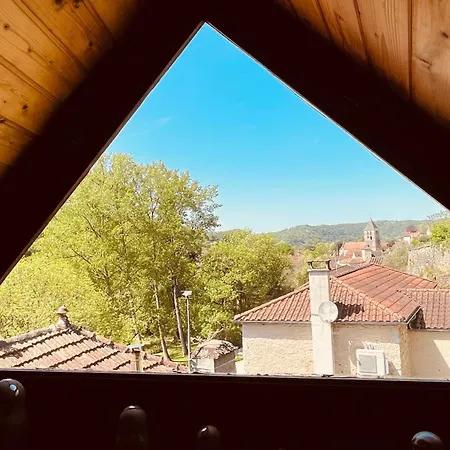 Alojamento de Acomodação e Pequeno-almoço Les Du Prieure 3*